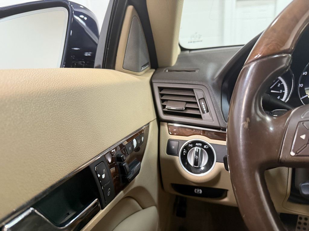 Used 2012 Mercedes-Benz E 350 Cabriolet image 70