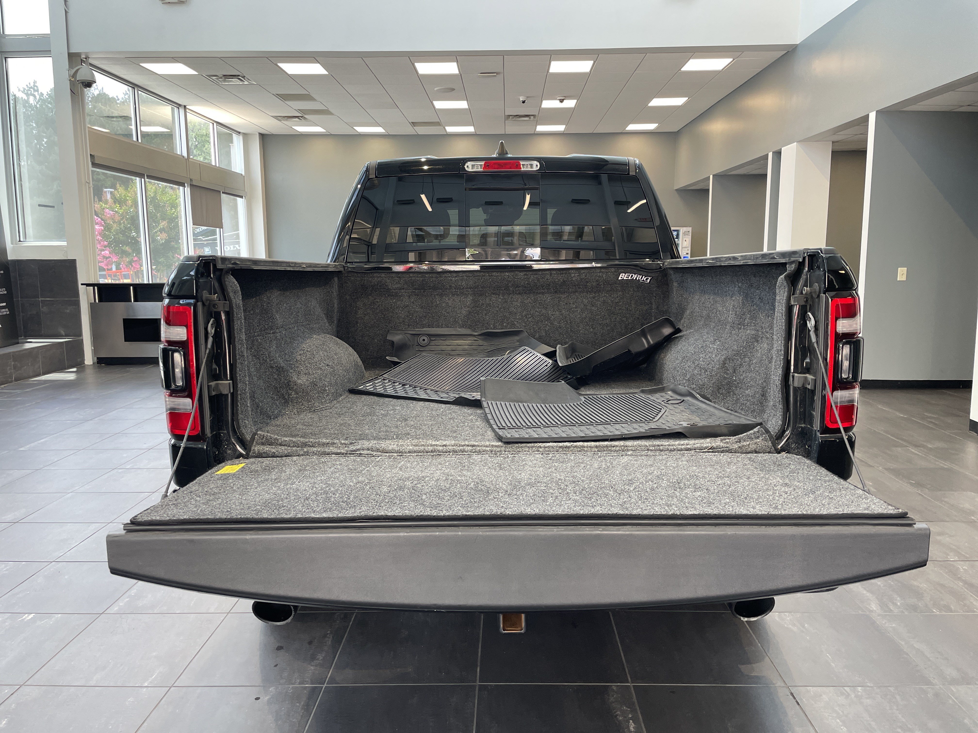 Used 2023 RAM 1500 Big Horn AWD/4WD image 35
