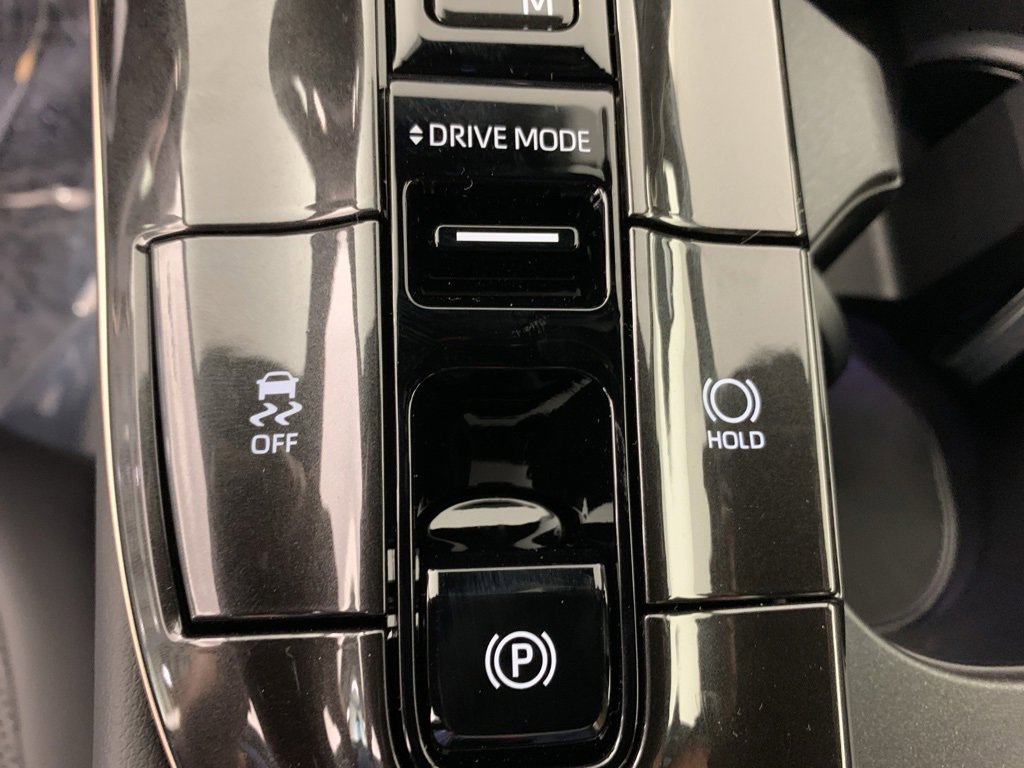 New 2026 Toyota Crown Platinum image 27