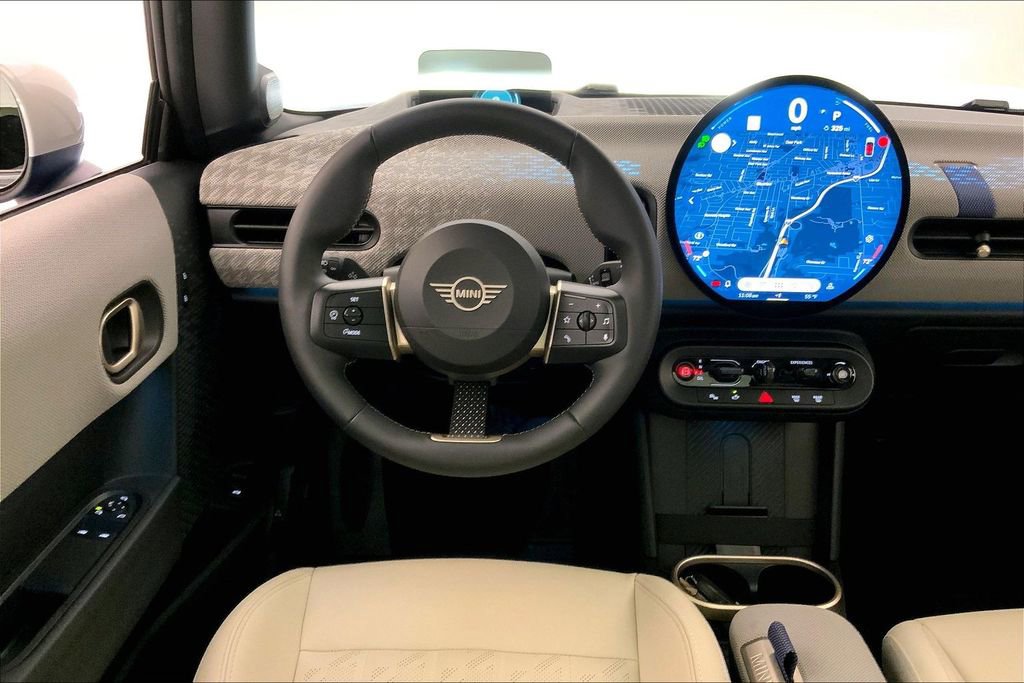 Used 2025 MINI Cooper S image 4