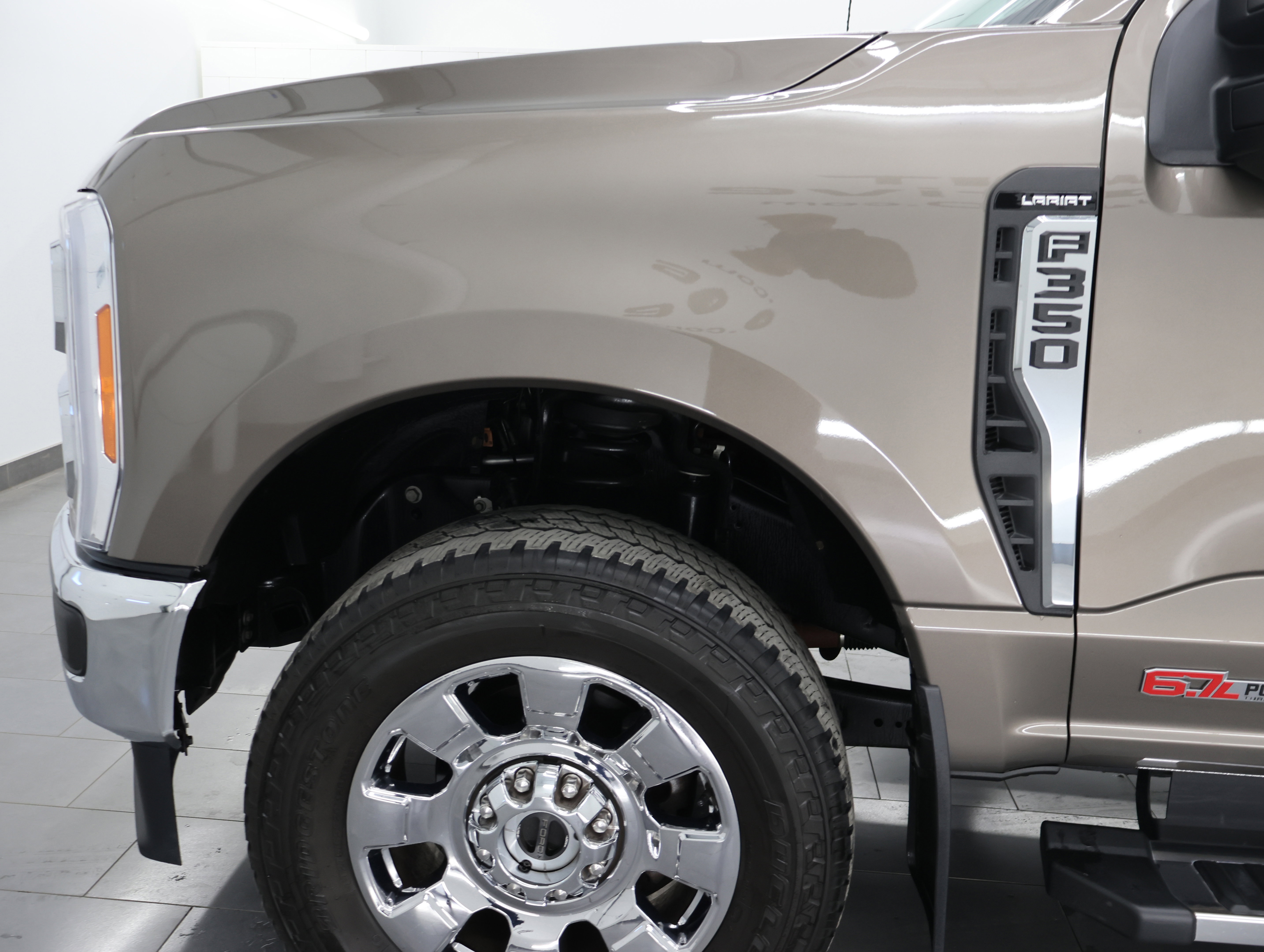 Used 2023 Ford F350 Lariat w/ Chrome Package AWD/4WD image 35