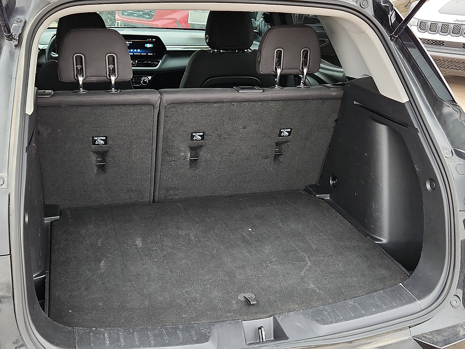 Used 2025 Chevrolet TrailBlazer LT image 8