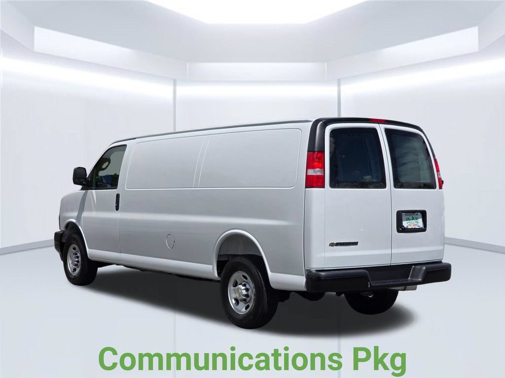 New 2026 Chevrolet Express 2500 w/ Communications Package RWD image 18