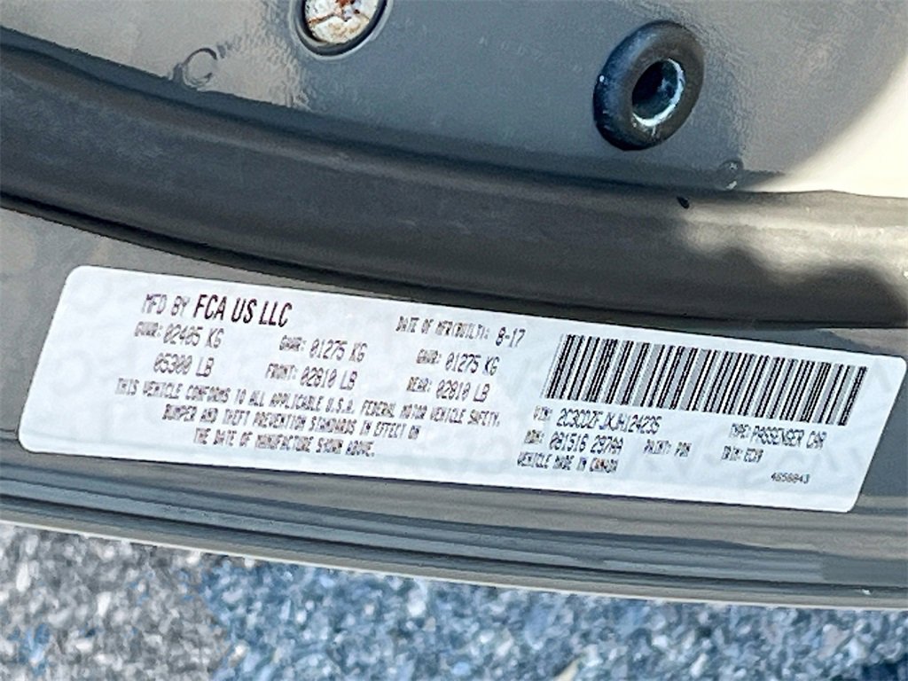 Used 2018 Dodge Challenger R/T Scat Pack w/ Leather Interior Group image 32