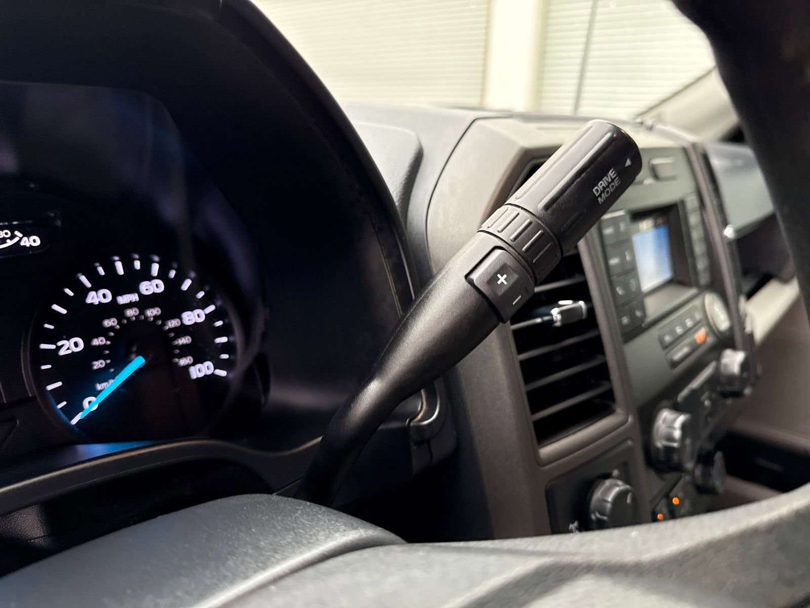 Used 2022 Ford F350 XL w/ Power Equipment Group image 24