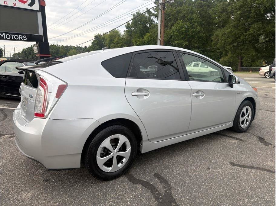 Used 2012 Toyota Prius Four w/ Preferred Accessory Pkg FWD image 6