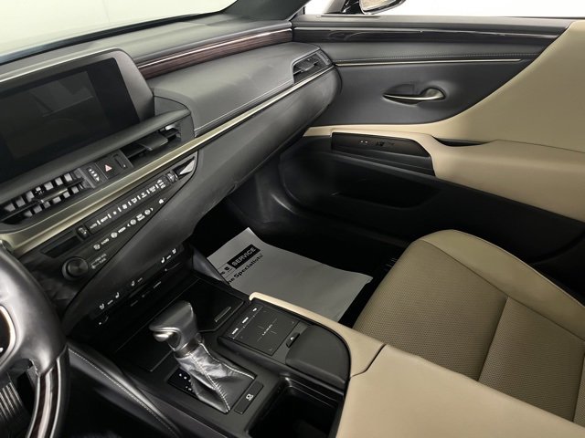 Used 2020 Lexus ES 350 w/ Premium Package image 32