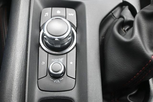 Used 2017 MAZDA MX-5 Miata RF Grand Touring RWD image 27