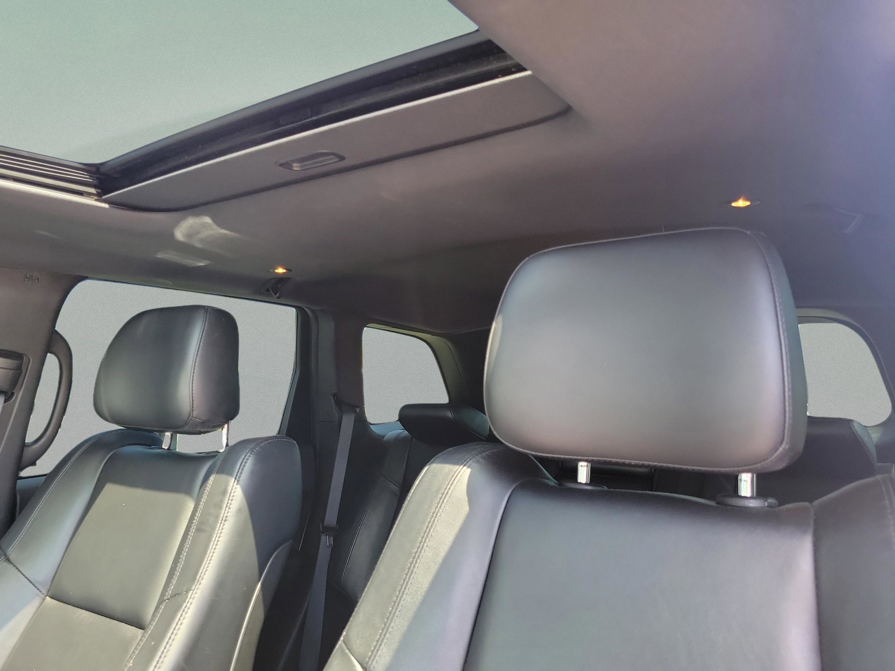 Used 2022 Jeep Grand Cherokee Limited w/ Trailer Tow Group IV image 21