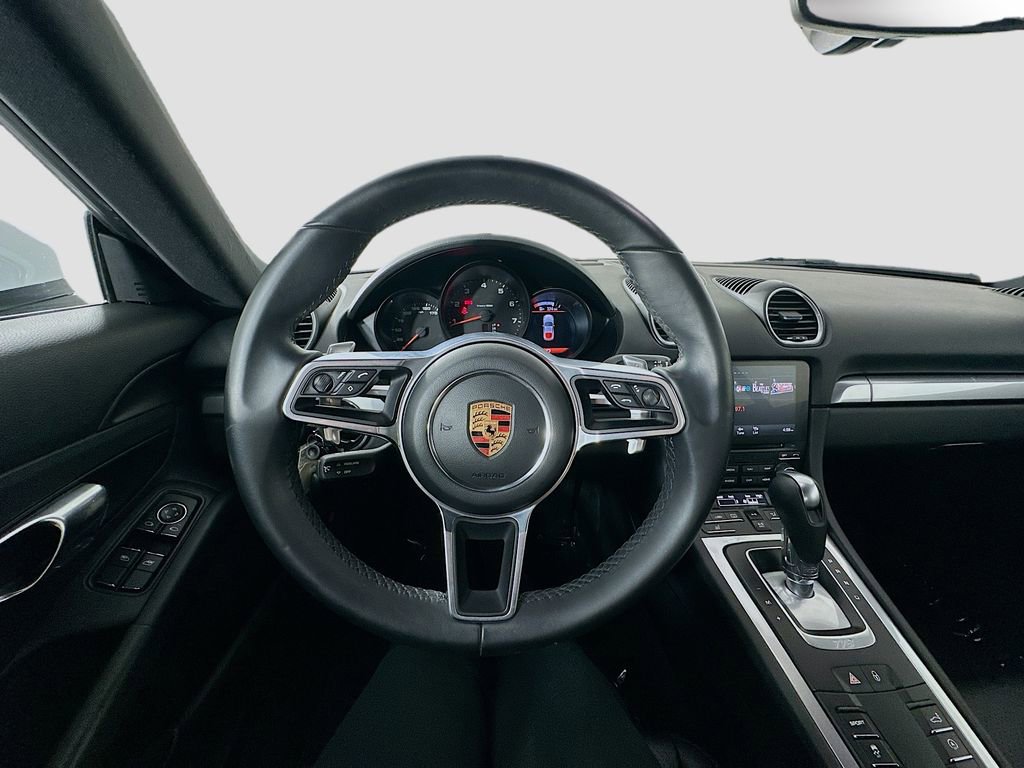 Used 2018 Porsche 718 Cayman RWD image 24