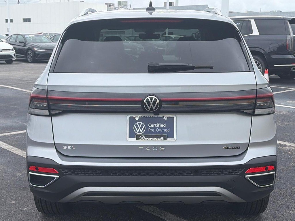 Certified 2025 Volkswagen Taos SEL AWD/4WD image 6