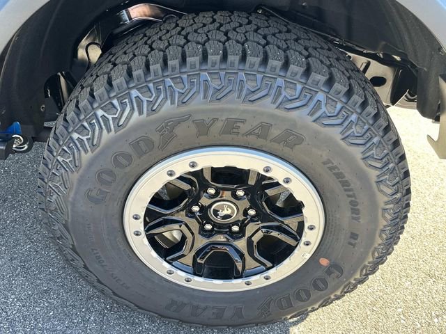 New 2025 Ford Bronco Badlands image 16