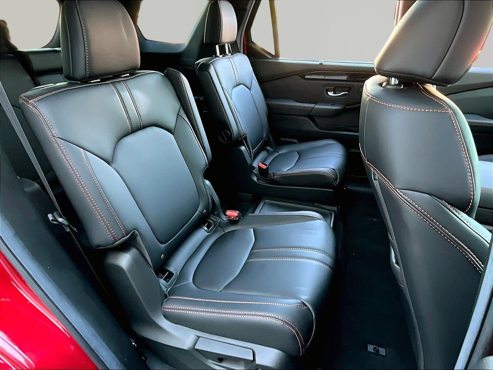 Used 2025 Honda Pilot TrailSport image 25