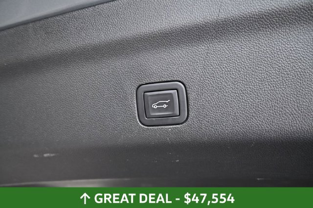 Used 2023 GMC Yukon Denali AWD/4WD image 24