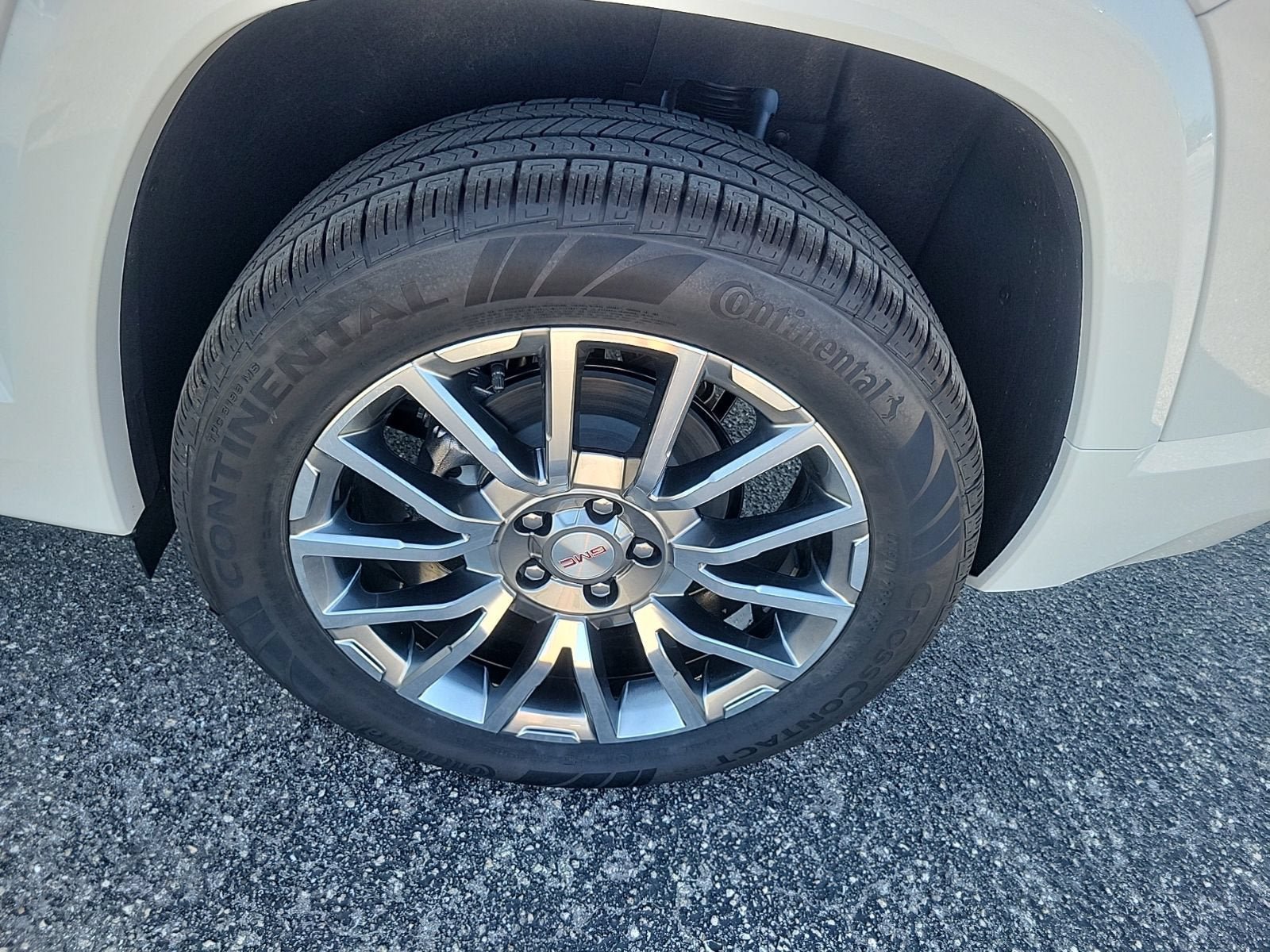 New 2026 GMC Terrain Denali AWD/4WD image 8