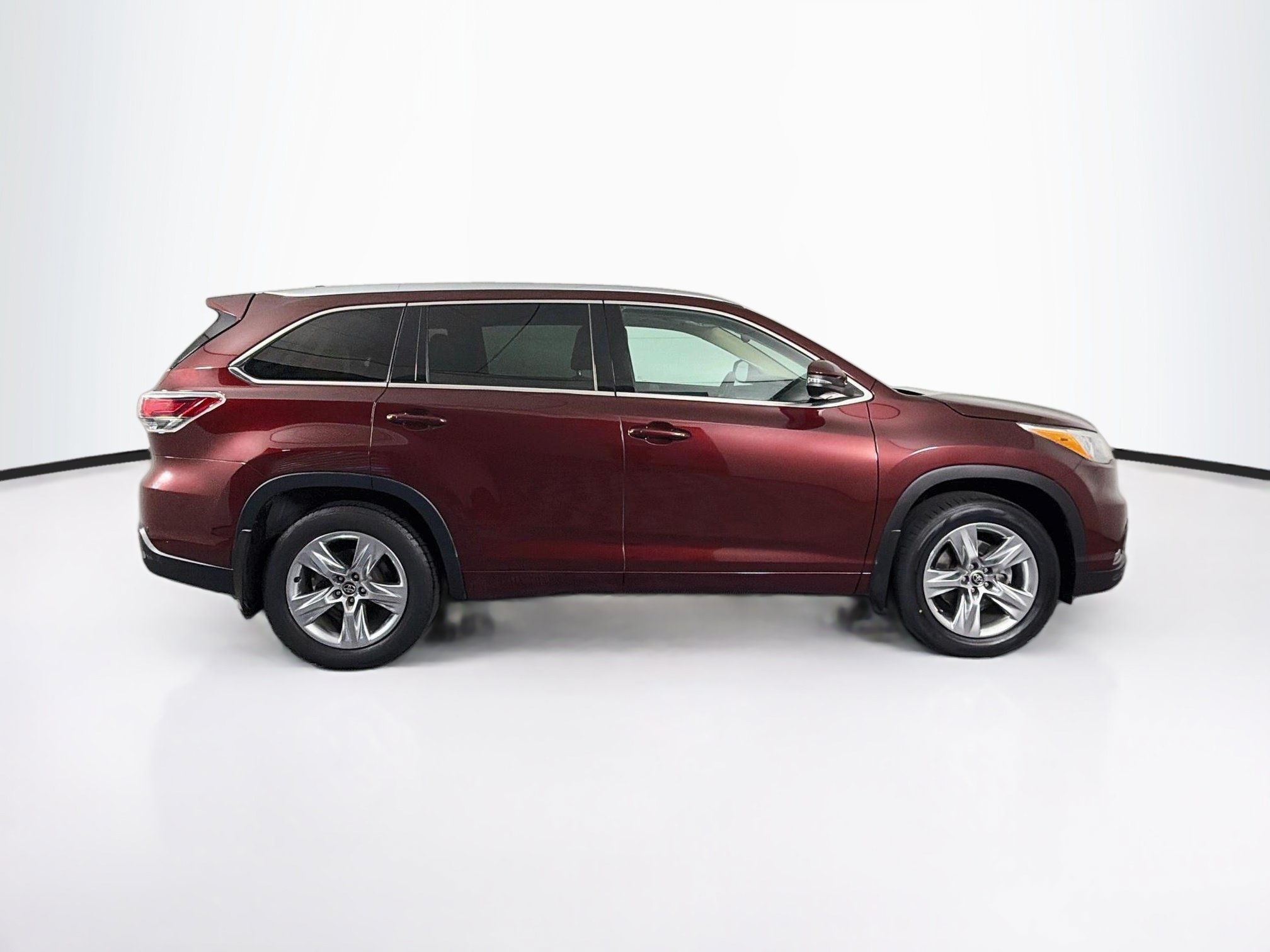 Used 2016 Toyota Highlander Limited Platinum AWD/4WD image 10