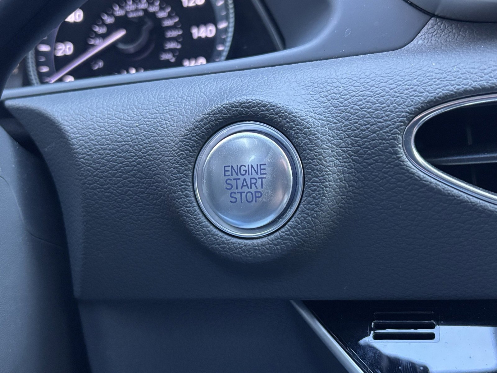 Used 2023 Hyundai Sonata SEL image 8