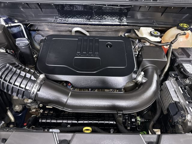 Used 2022 GMC Acadia SLE FWD image 31