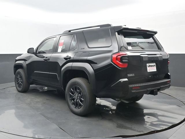 New 2026 Toyota 4Runner SR5 AWD/4WD image 3
