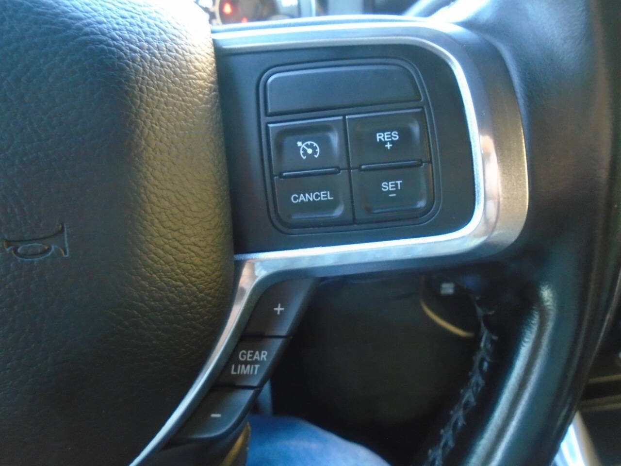 Used 2021 RAM 3500 Laramie w/ Night Edition image 73