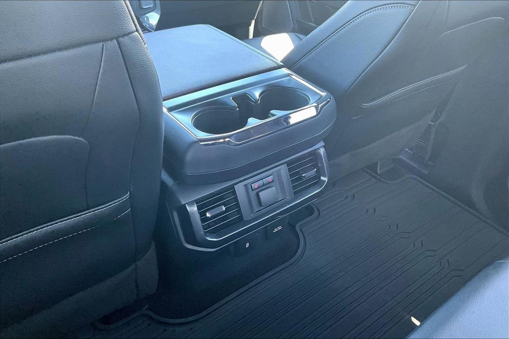 Used 2023 Ford F150 Lariat w/ Equipment Group 502A High image 12