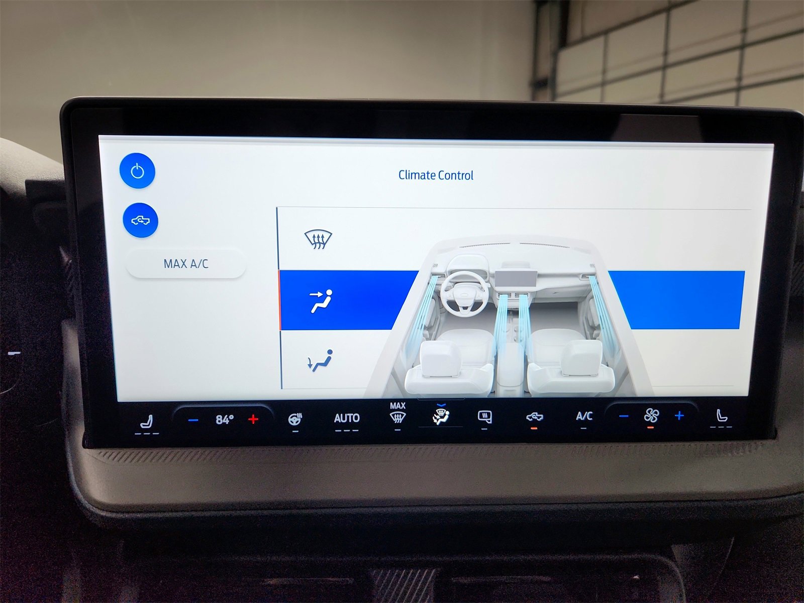 New 2025 Ford Maverick XLT w/ XLT Luxury Package image 30