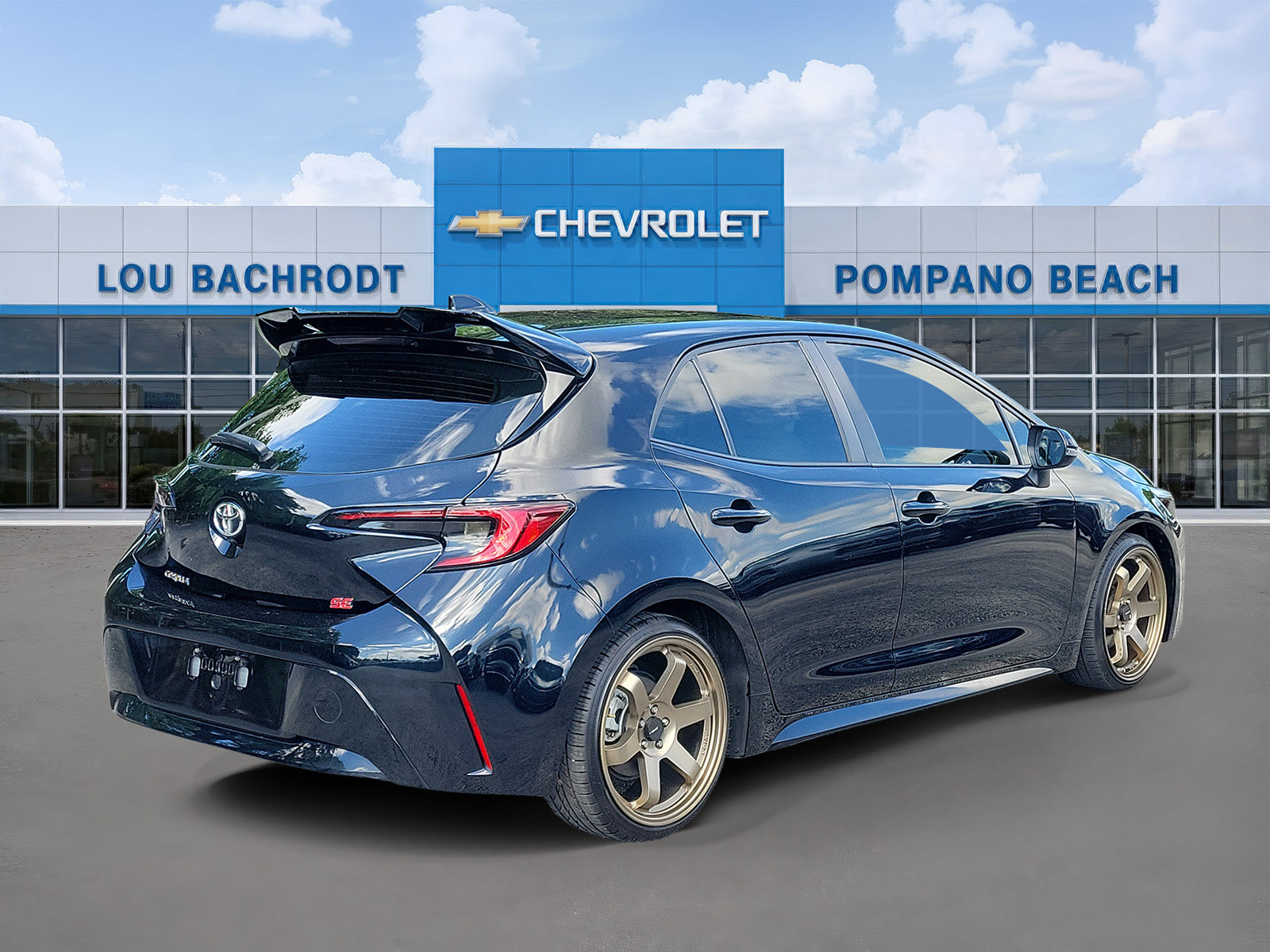 Used 2025 Toyota Corolla SE FWD image 3