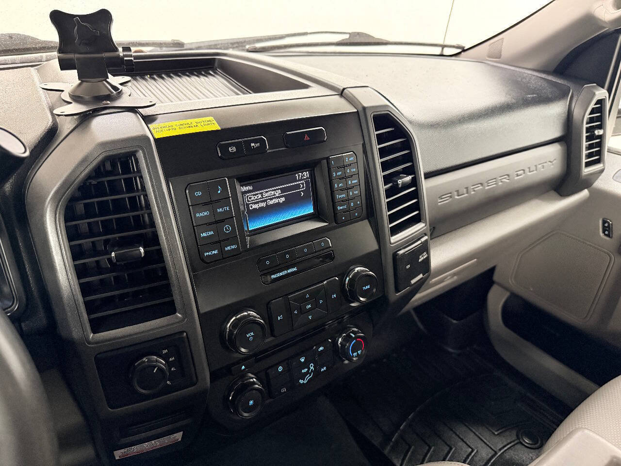 Used 2018 Ford F550 4x4 Regular Cab Super Duty image 49