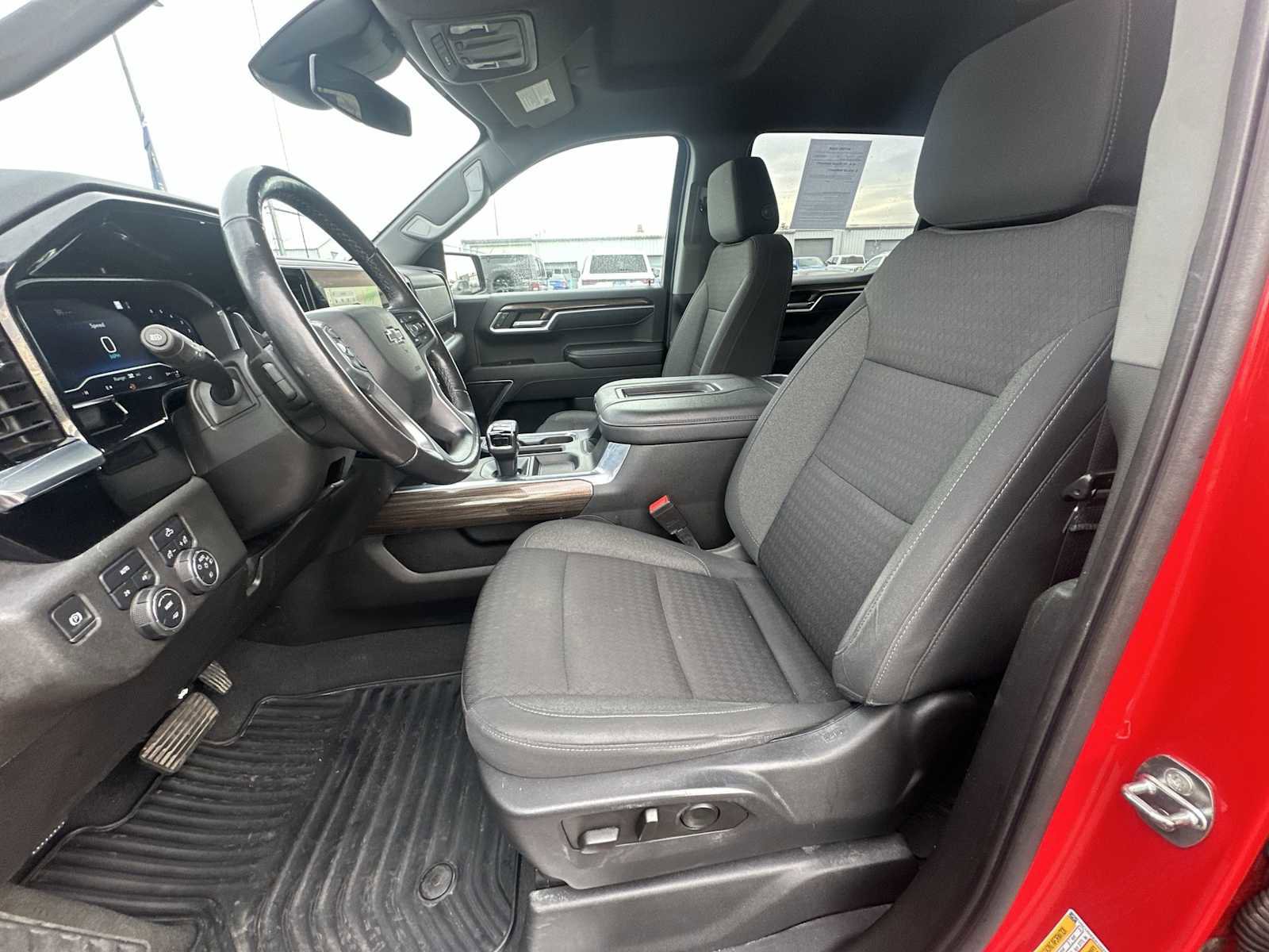 Used 2022 Chevrolet Silverado 1500 RST image 13