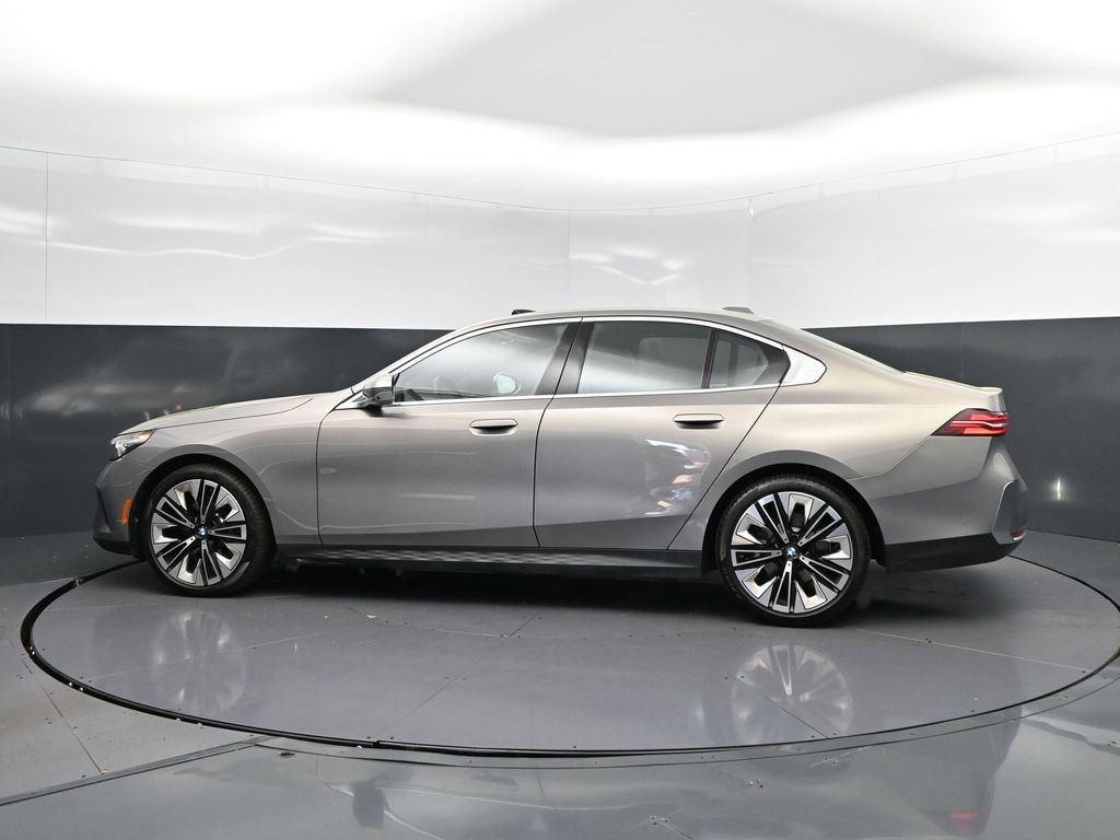 Certified 2026 BMW 530i 530i image 4