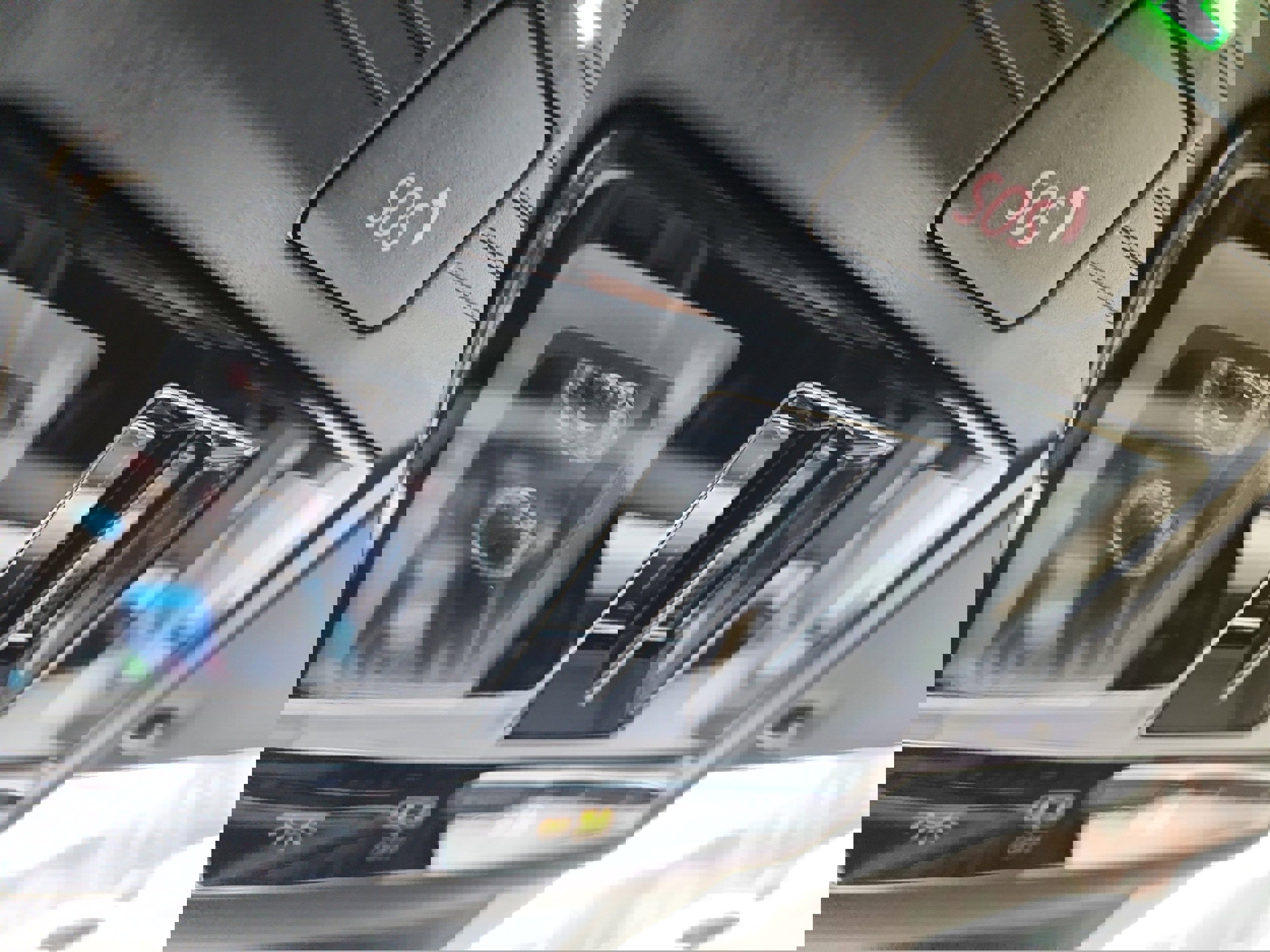 New 2026 Volkswagen Tiguan SE R-Line image 21