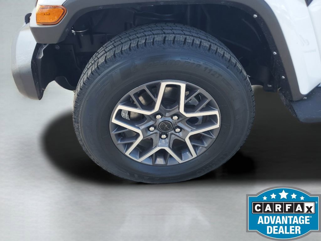Used 2024 Jeep Wrangler Sahara w/ Technology Group image 11
