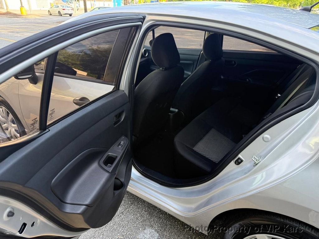 Used 2020 Nissan Versa S FWD image 12
