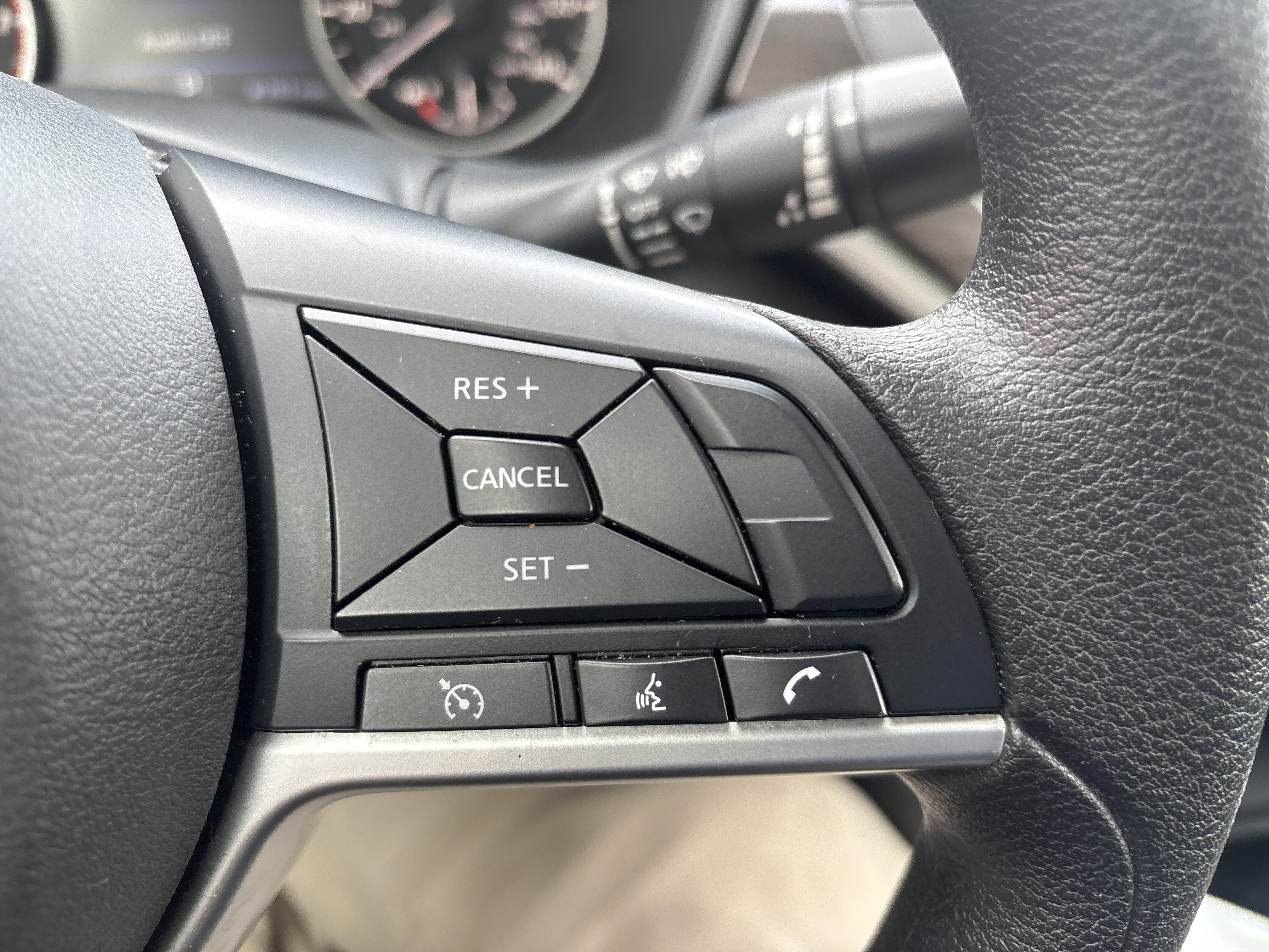 Used 2024 Nissan Altima 2.5 SV image 20