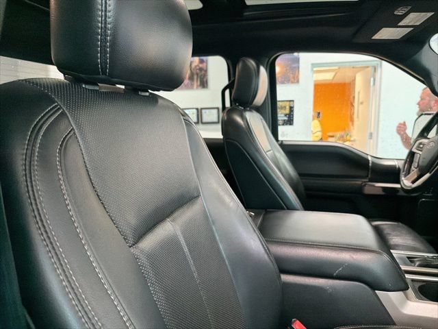 Used 2018 Ford F150 Lariat w/ Equipment Group 502A Luxury AWD/4WD image 24