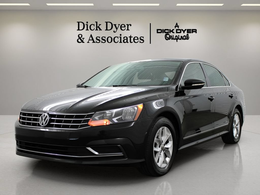 Used 2016 Volkswagen Passat 1.8T S FWD image 6