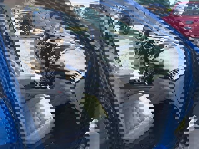 Used 2017 Ford Escape Titanium image 34