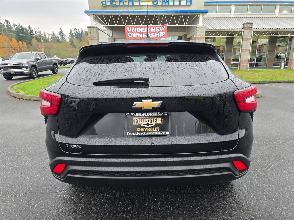 Certified 2024 Chevrolet Trax LS w/ LS Convenience Package image 4