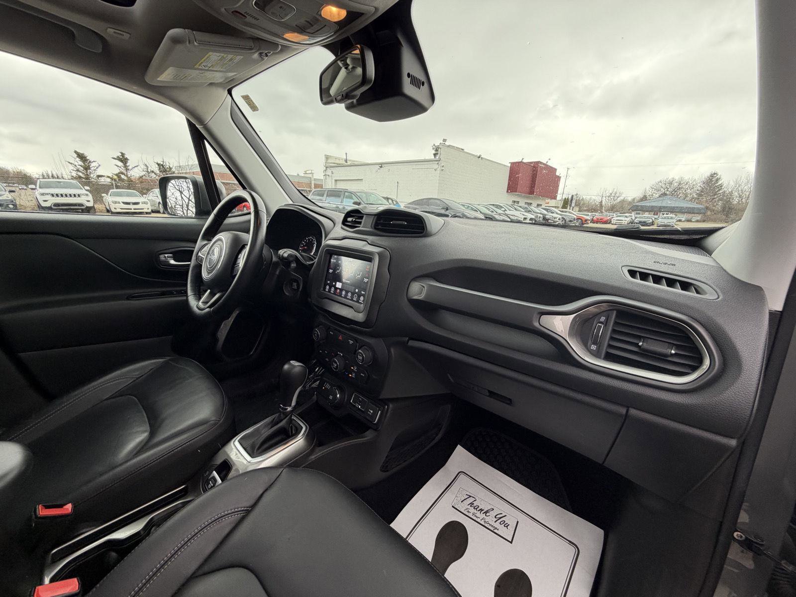 Used 2020 Jeep Renegade Limited image 30