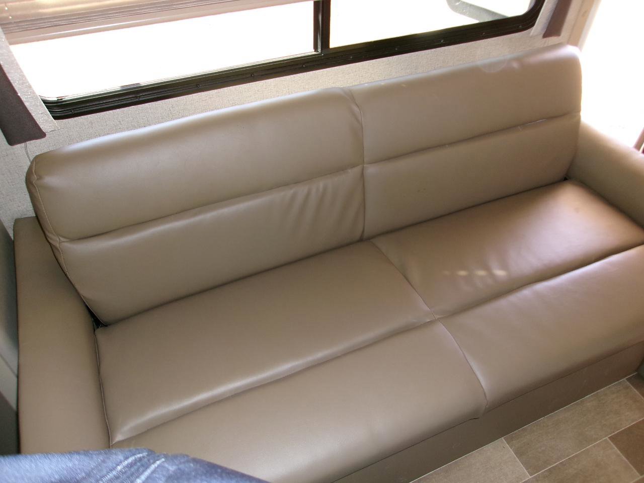 Used 2019 Chevrolet Express 4500 w/ RV Package RWD image 13