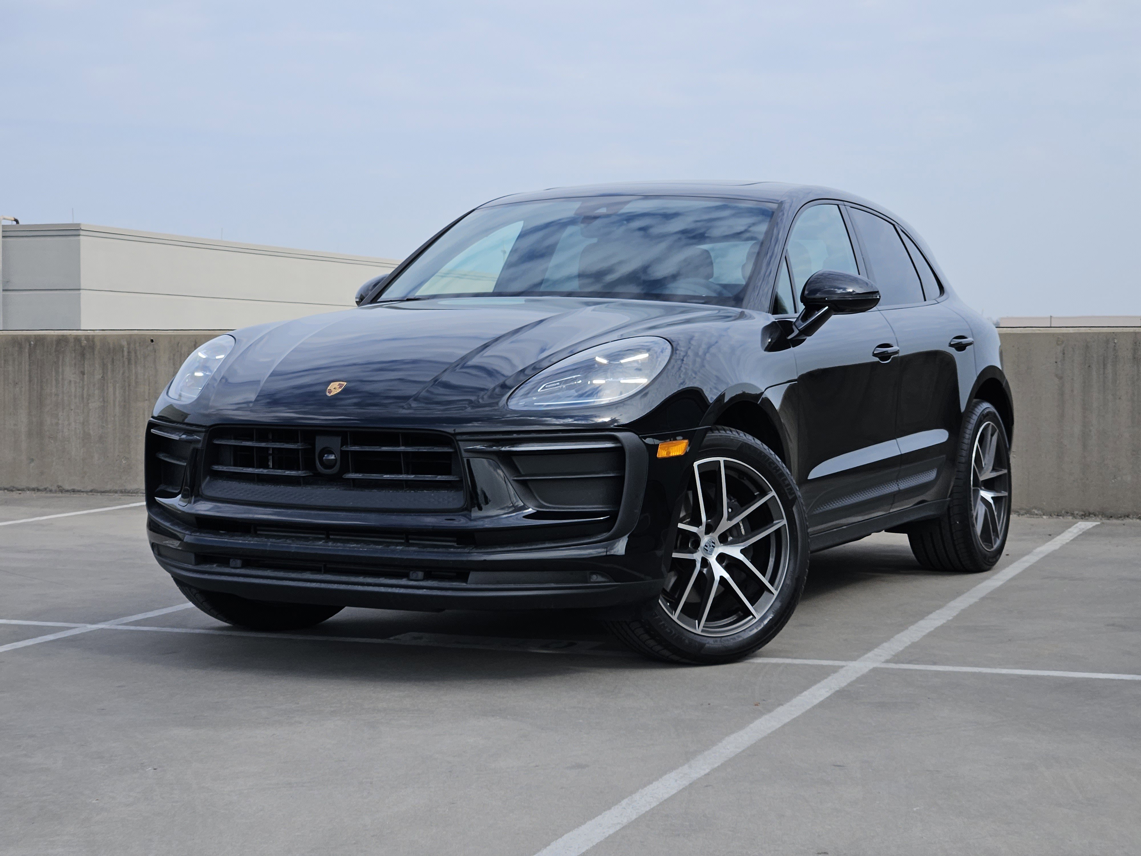 Certified 2026 Porsche Macan image 1