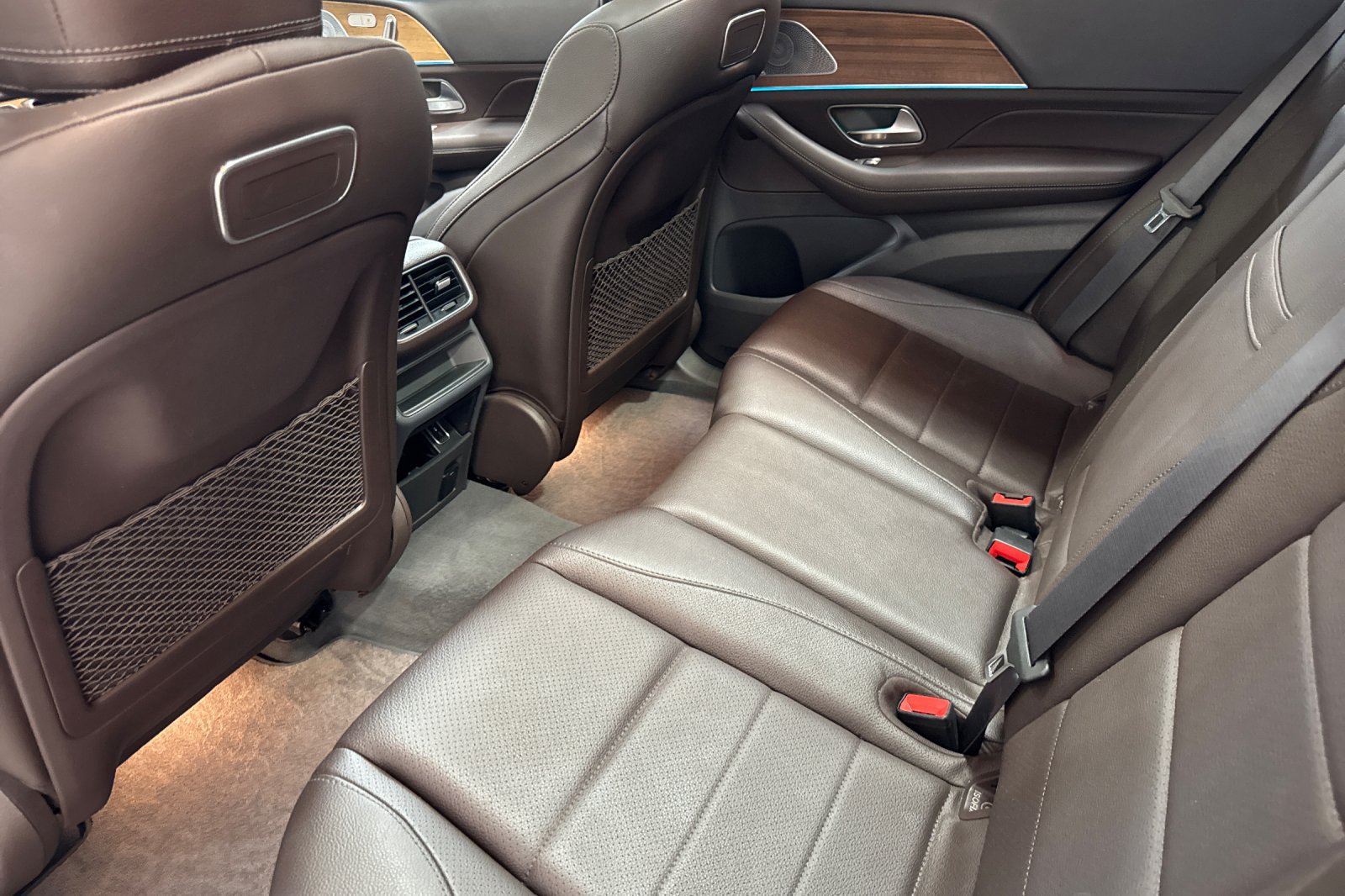 Used 2020 Mercedes-Benz GLE 350 4MATIC image 4