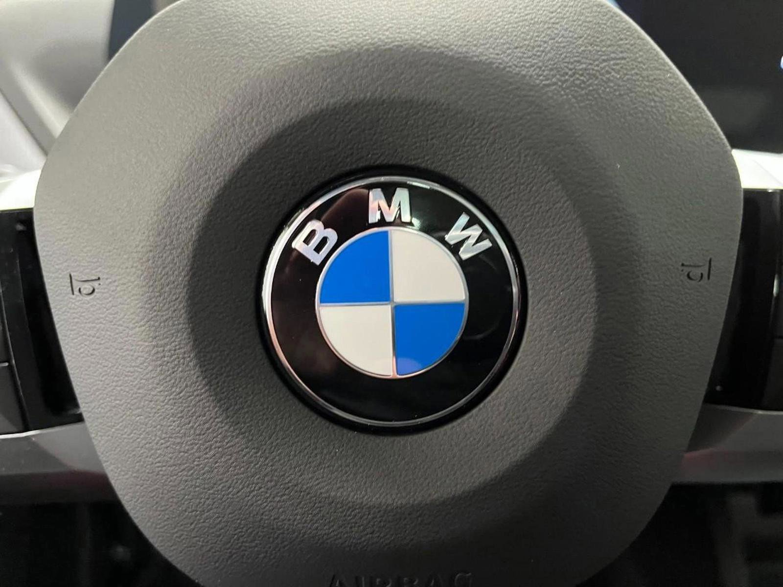 Used 2025 BMW M235i xDrive w/ Premium Package image 18