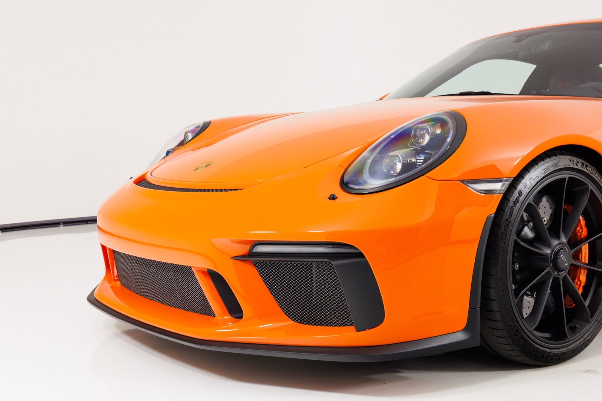 Used 2018 Porsche 911 GT3 RWD image 60