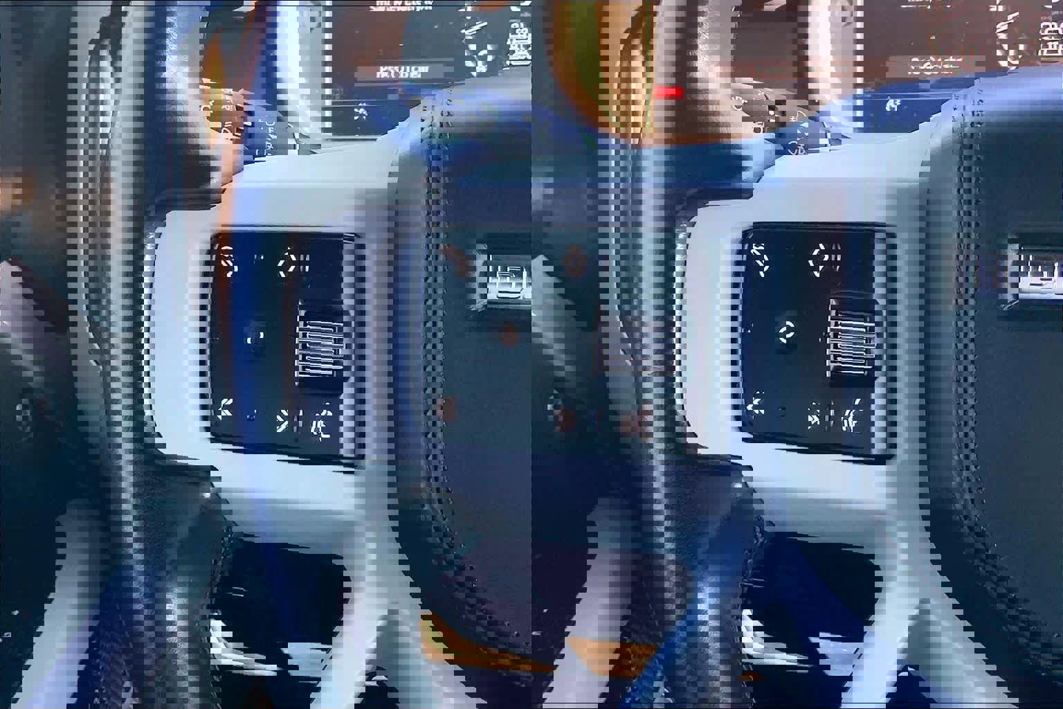 Certified 2023 Land Rover Defender 130 X-Dynamic SE image 45