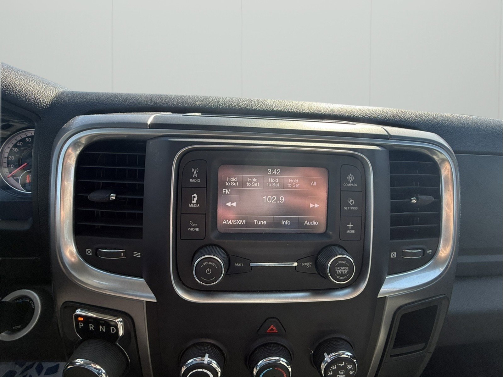 Used 2022 RAM 1500 Classic SLT RWD image 12