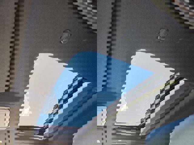 Used 2024 Honda CR-V Sport-L image 11