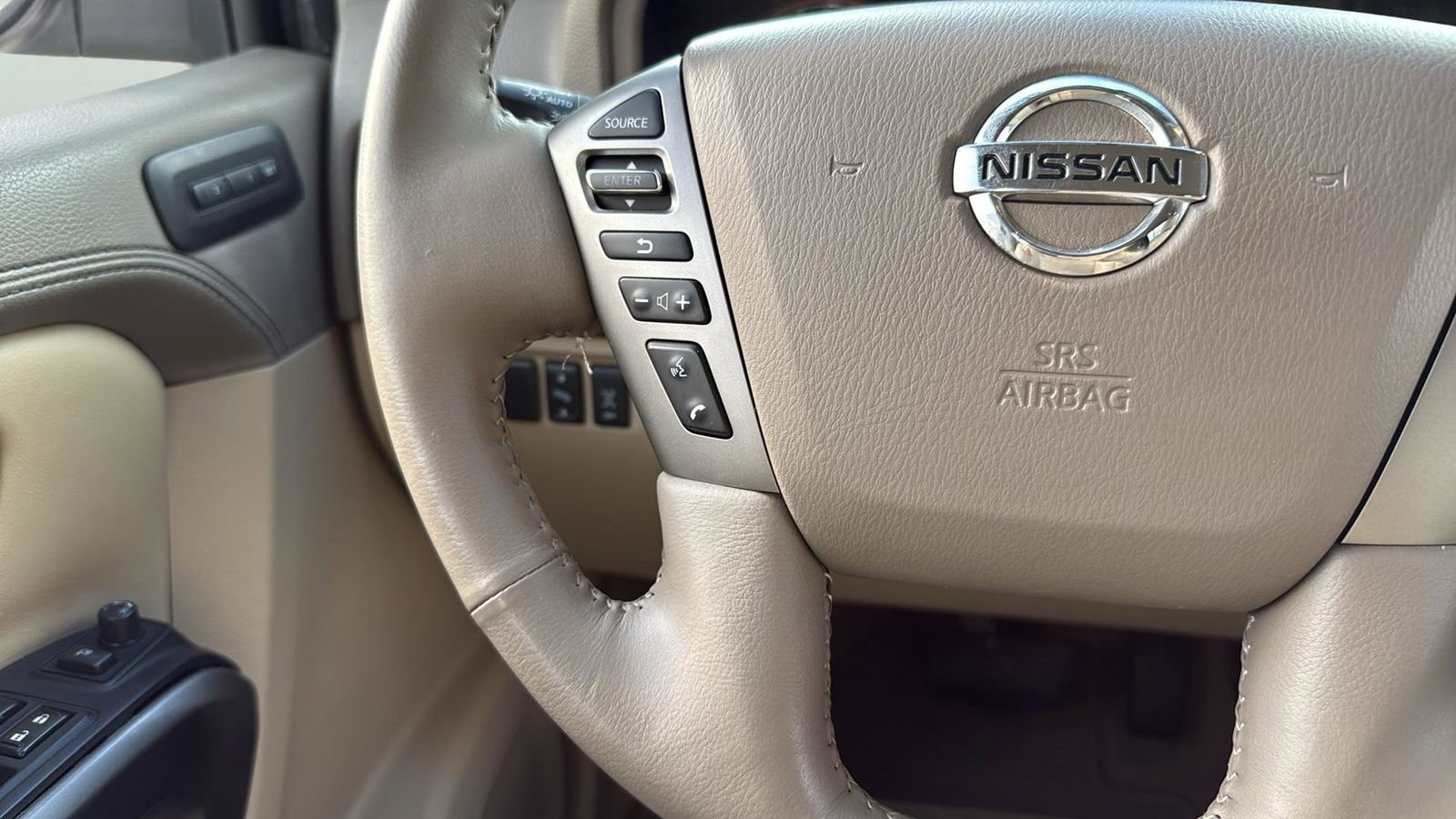 Used 2015 Nissan Armada Platinum image 16