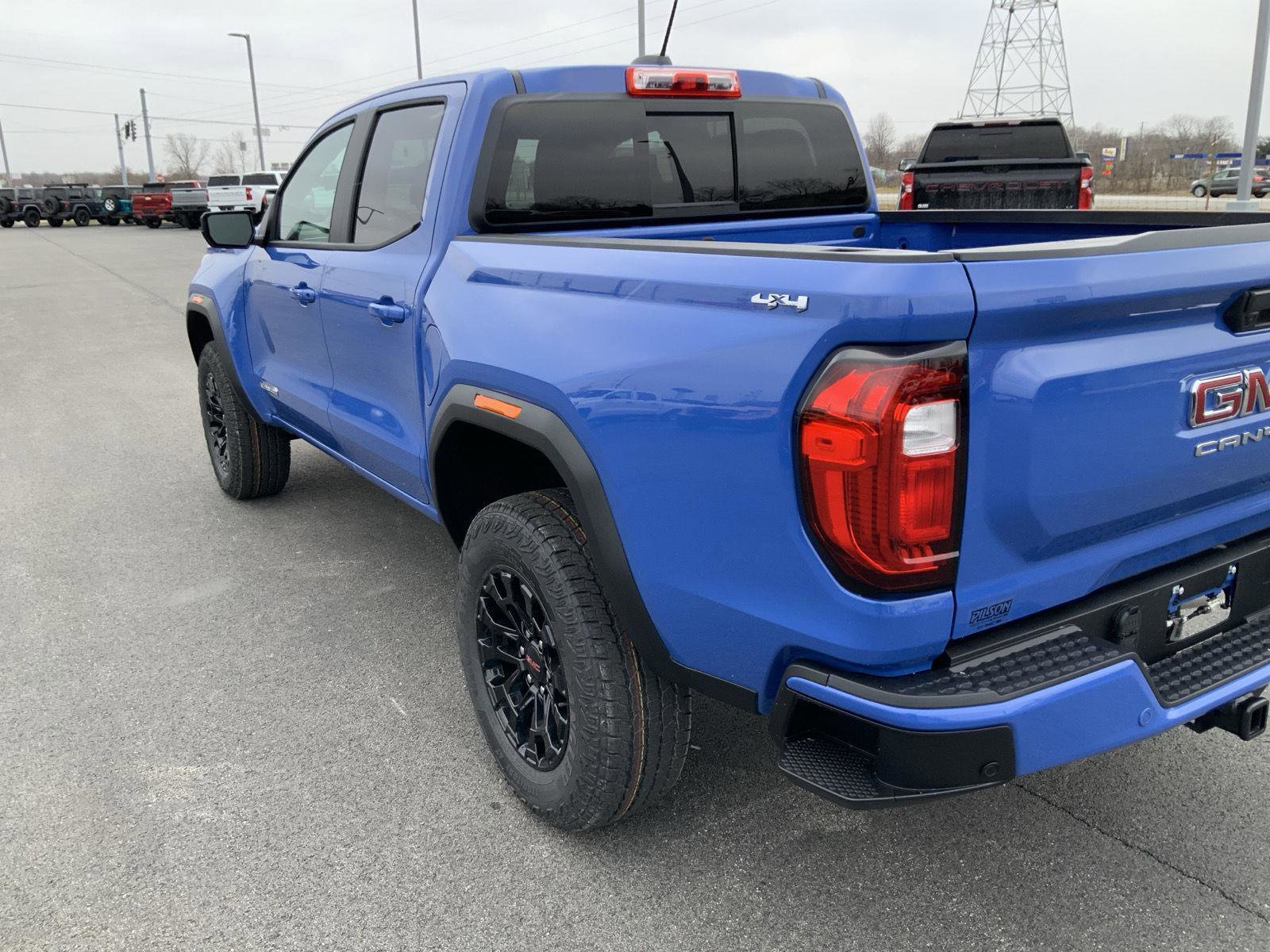 New 2026 GMC Canyon Elevation w/ Convenience Package image 18