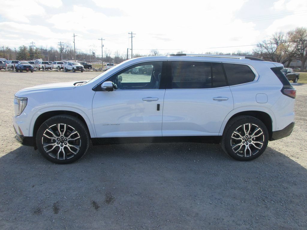 New 2026 GMC Acadia Denali Ultimate AWD/4WD image 8